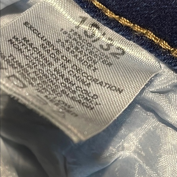 Chic Distressed Flare Jeans in Deep Blue - Picture 9 of 11